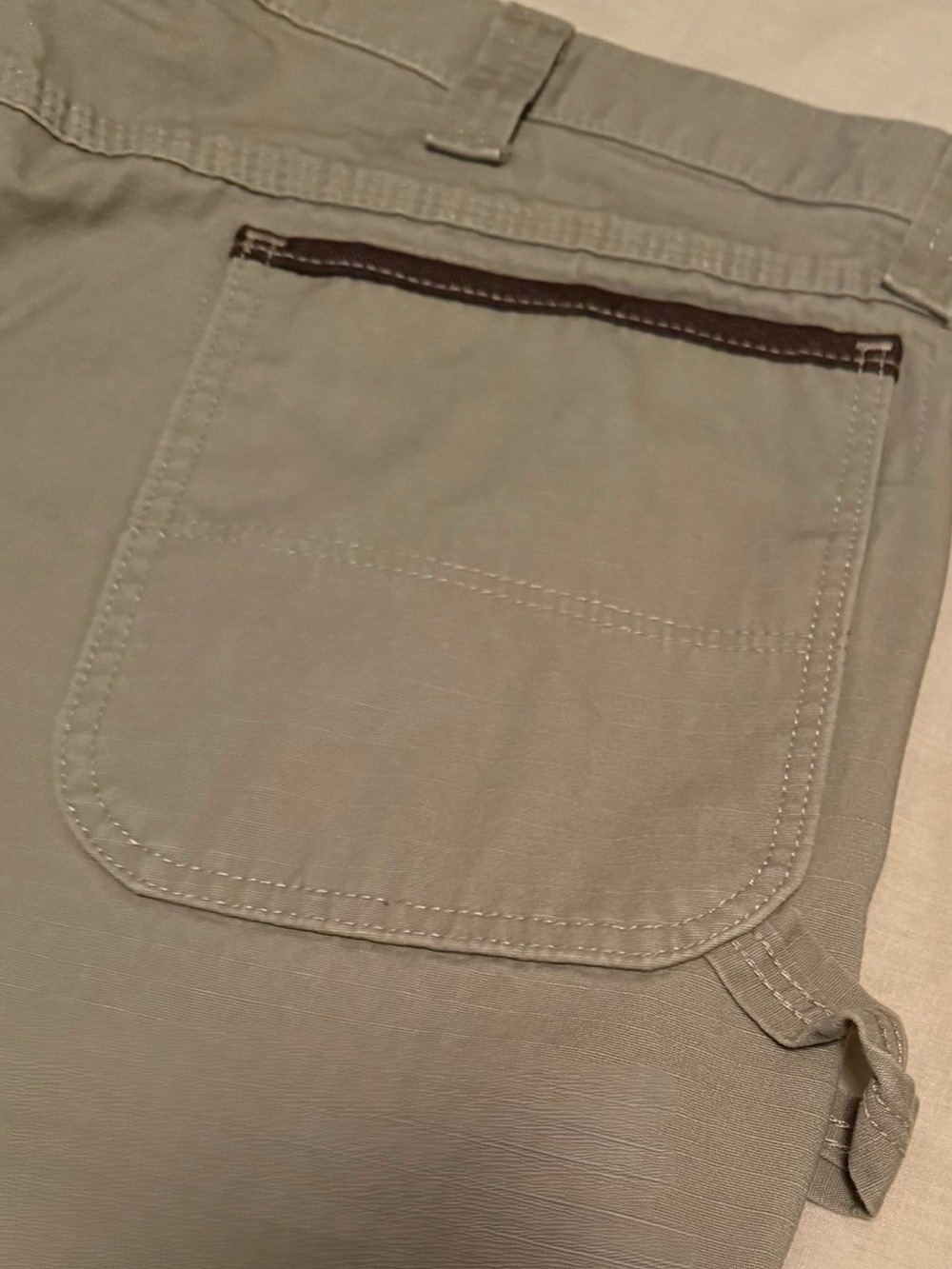 Wrangler Riggs Ristop Carpenter
Workwear Heavy Duty Pants. 44x30 khaki color - Picture 11 of 17